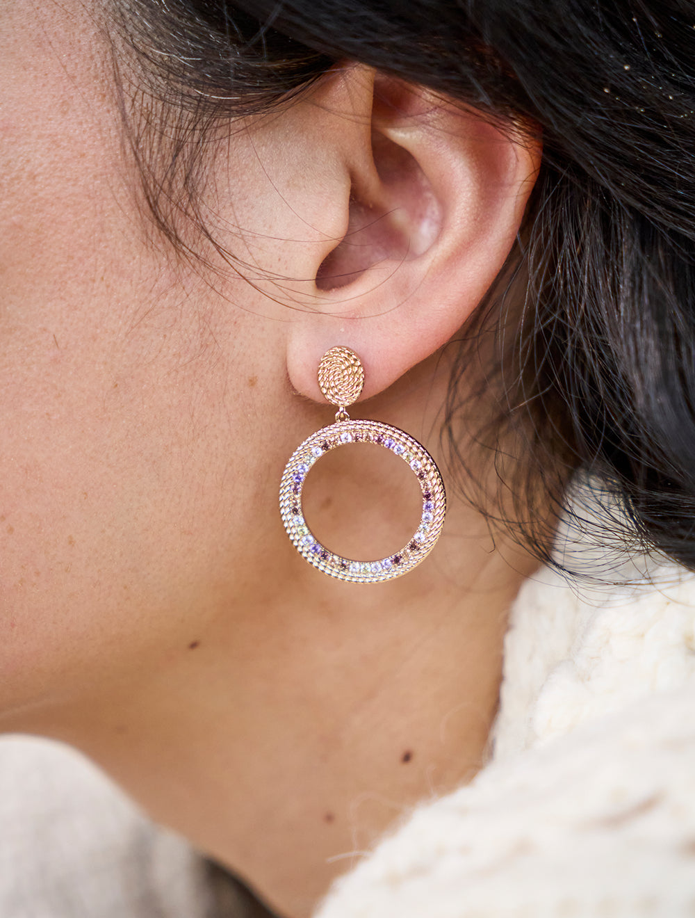 boucles-oreilles-cordelle-plaque-or-nouveau-porte