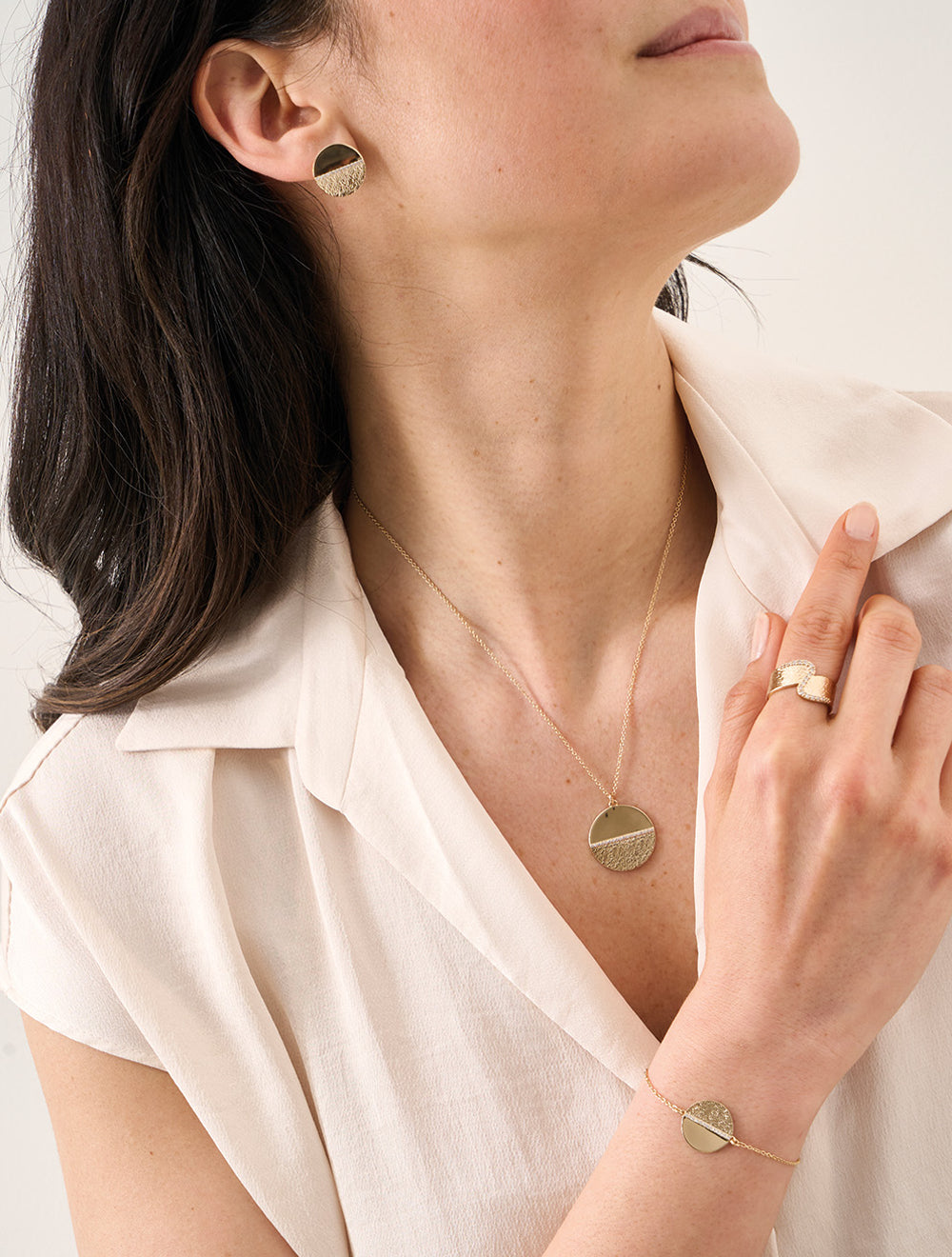 bague-plaque-or-horizon-oxydes-femme-bijou