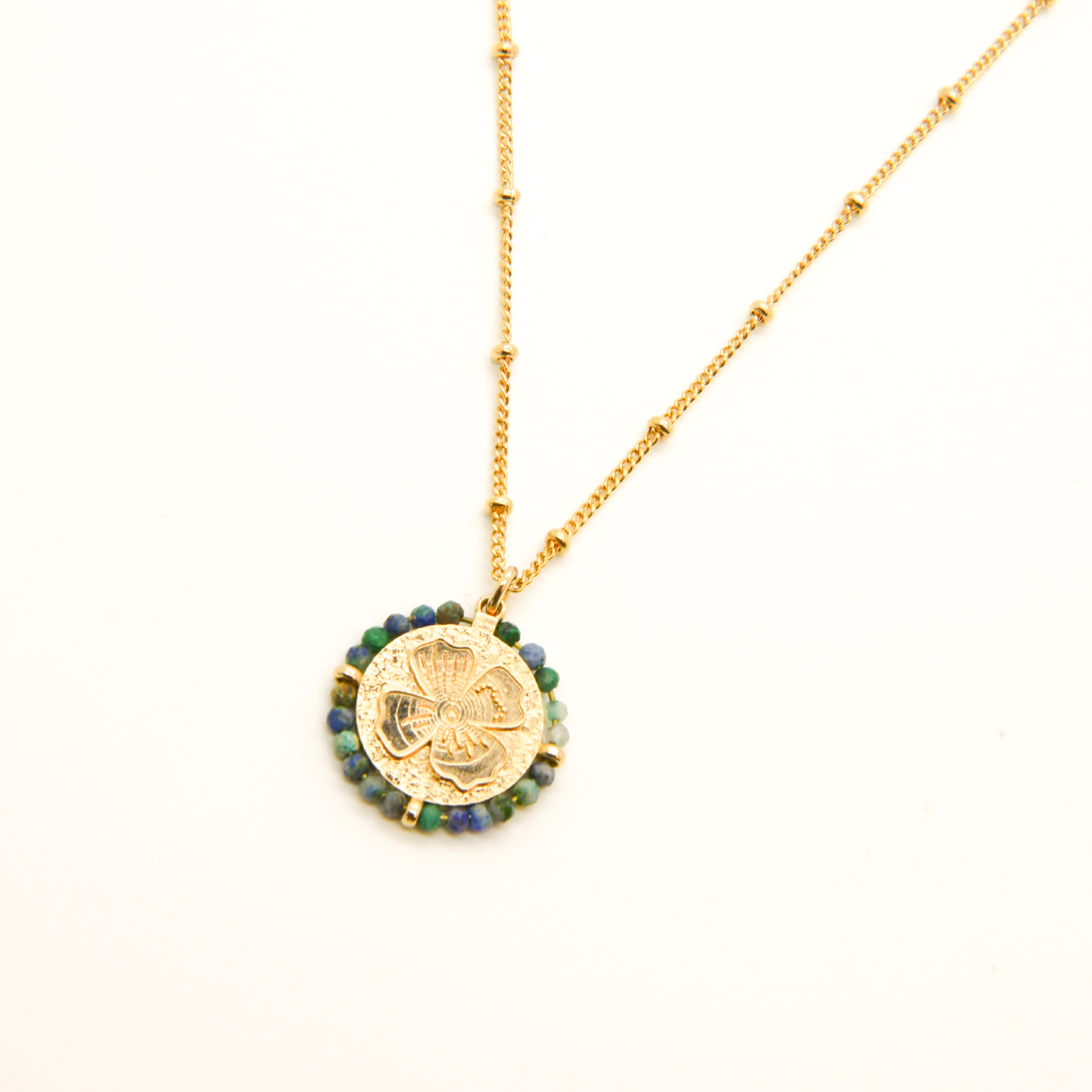 Collier Pensée en plaqué or avec motif floral – Saunier Bijoux