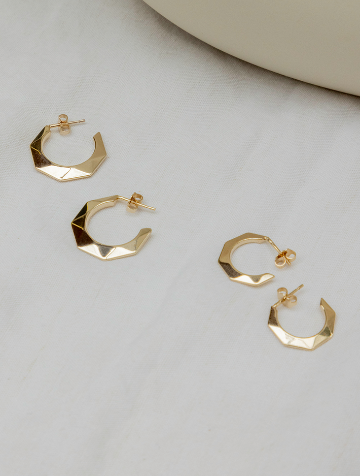 facettes-plaque-or-22mm-creoles