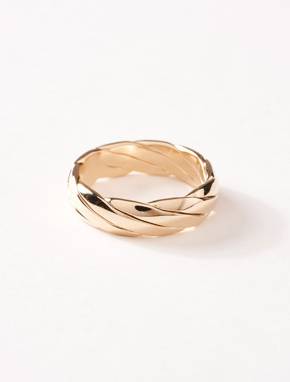 marius-plaque-or-bague-intemporel